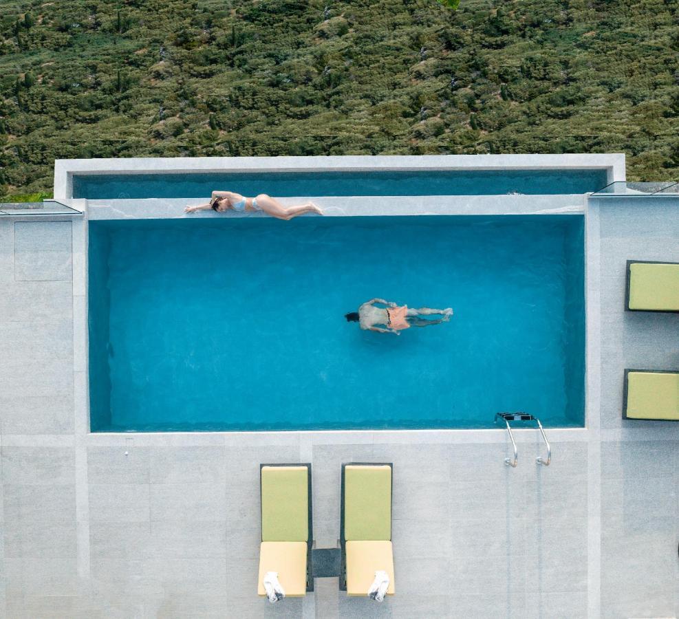 Anadeo Villas & Suites Exanthia エクステリア 写真