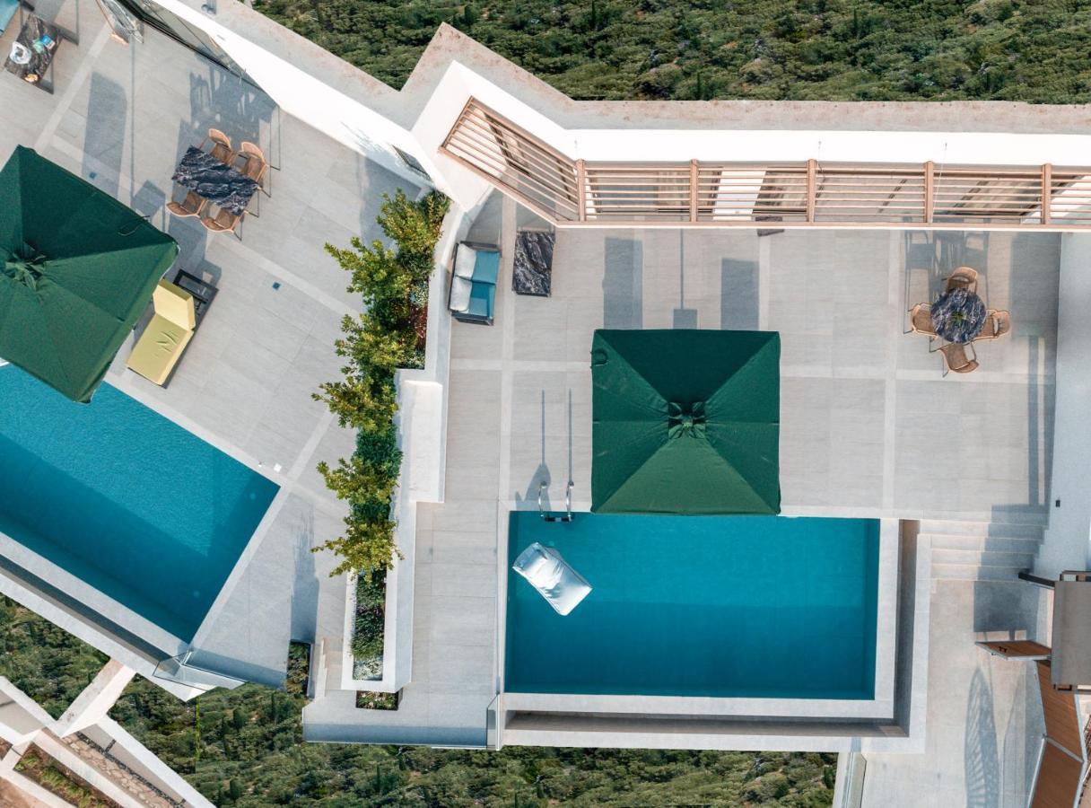 Anadeo Villas & Suites Exanthia エクステリア 写真