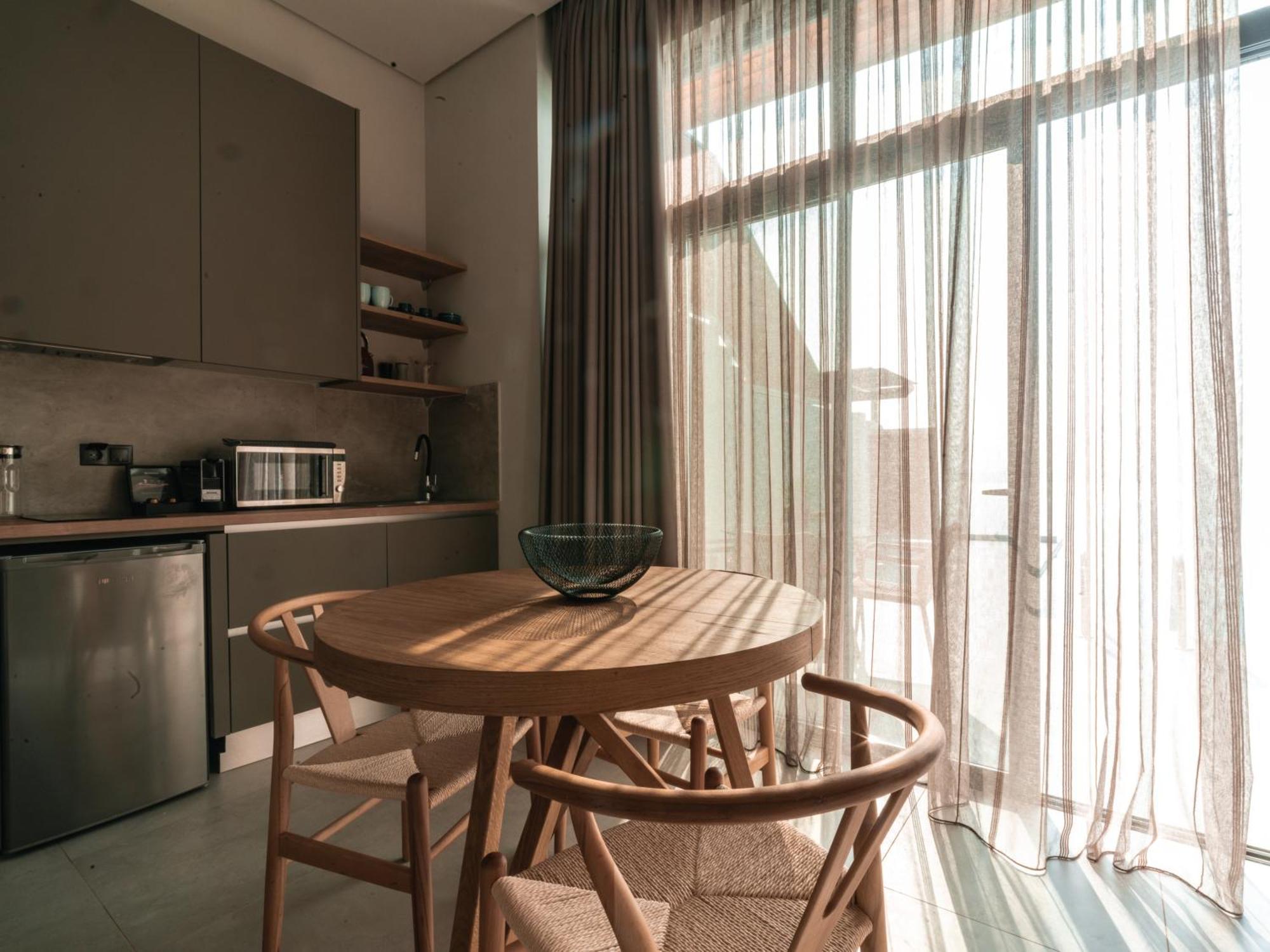 Anadeo Villas & Suites Exanthia エクステリア 写真